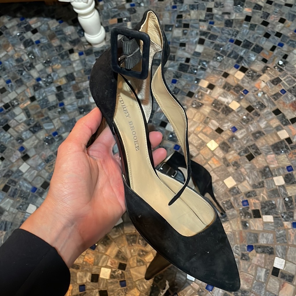 GO TO BLACK ANKLE BUCKLE HEEL